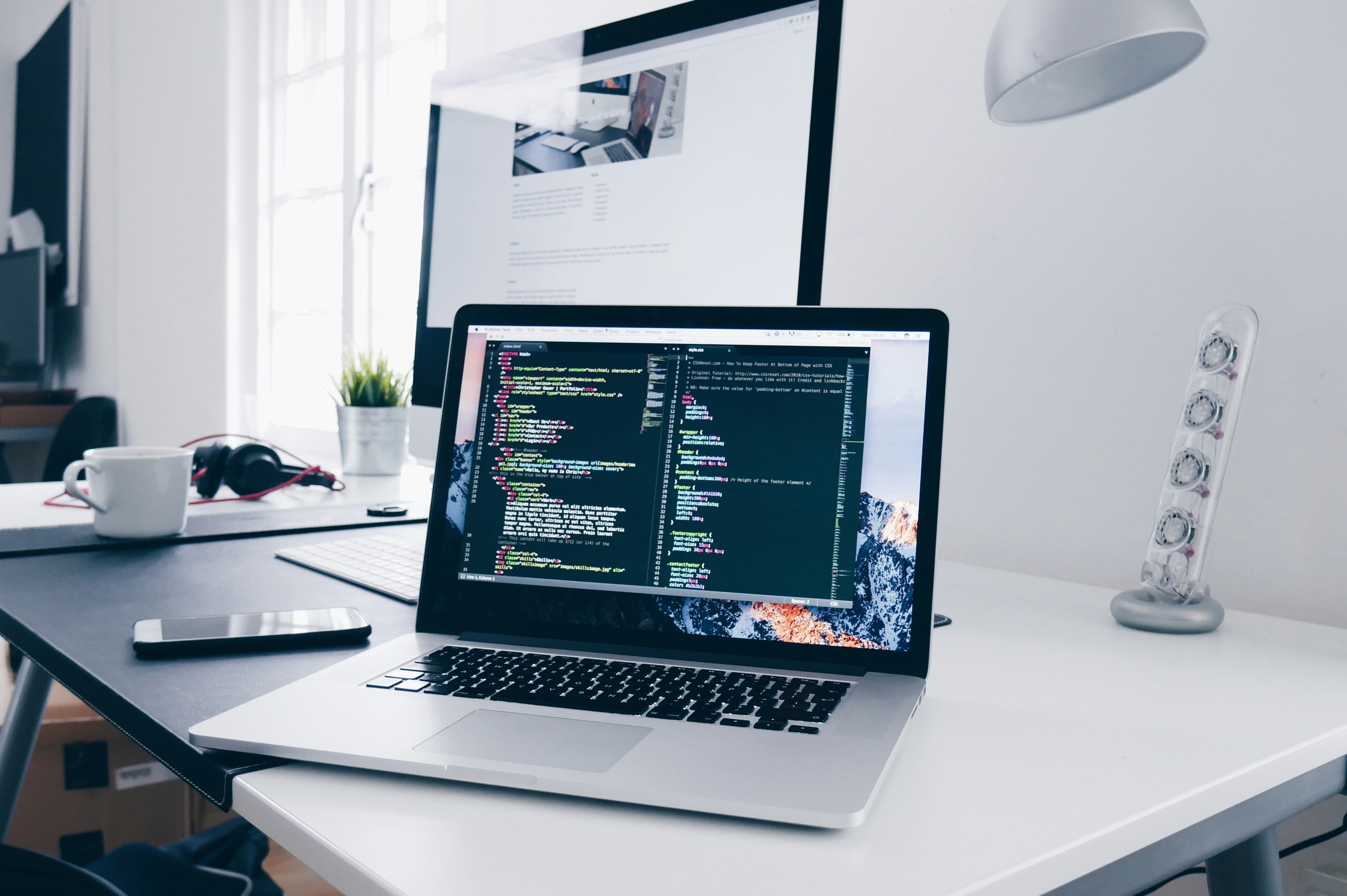 A clean, modern workspace running the OsCFinder platform